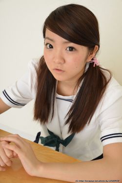 西安外事学院楼顶男女